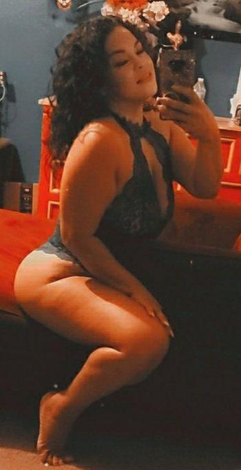 646-712-1946, 27  female escort, Syracuse